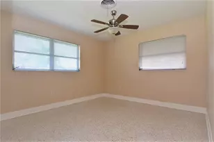 6611 Colonial Dr, Sarasota, FL 34231 - Photo 8