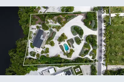 7665 Sanderling Road, Sarasota, FL 34242 - Photo 90