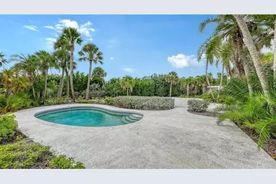 7665 Sanderling Road, Sarasota, FL 34242 - Photo 80