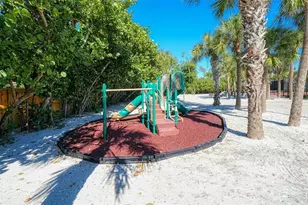 7665 Sanderling Rd, Sarasota, FL 34242 - Photo 96