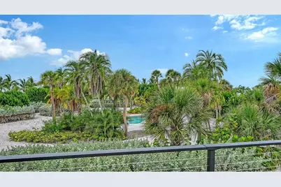 7665 Sanderling Road, Sarasota, FL 34242 - Photo 56