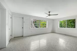 7665 Sanderling Rd, Sarasota, FL 34242 - Photo 60