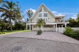 315 Hammock Cir, Anna Maria, FL 34216 - Photo 4