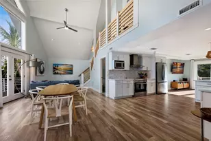 315 Hammock Cir, Anna Maria, FL 34216 - Photo 8