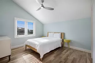 315 Hammock Cir, Anna Maria, FL 34216 - Photo 26