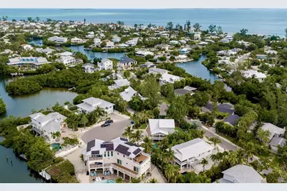 315 Hammock Circle, Anna Maria, FL 34216 - Photo 76