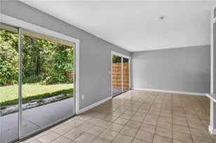 1125 Longfellow Way, Sarasota, FL 34243 - Photo 4