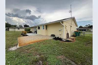 650 Hartford Drive NW, Port Charlotte, FL 33952 - Photo 22