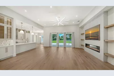 2729 Harvest Drive, Sarasota, FL 34240 - Photo 8