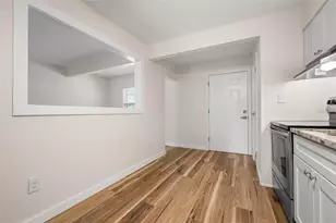 308 Ohio Pl, Sarasota, FL 34236 - Photo 10