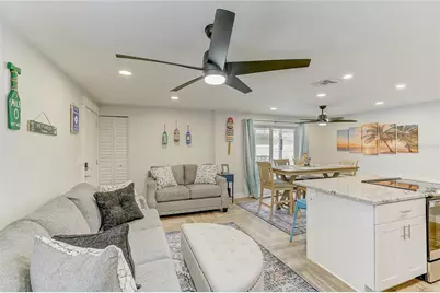 2728 49th Avenue W #2728, Bradenton, FL 34207 - Photo 4