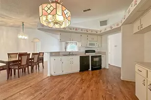 8421 Peoria St, Spring Hill, FL 34608 - Photo 10