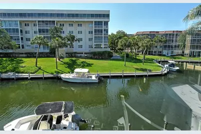 1300 N Portofino Drive #305, Sarasota, FL 34242 - Photo 22