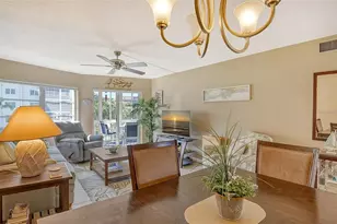 1300 N Portofino Dr, Sarasota, FL 34242 - Photo 10