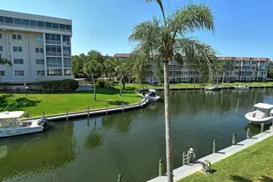 1300 N Portofino Dr, Sarasota, FL 34242 - Photo 28