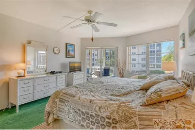 1300 N Portofino Drive #305, Sarasota, FL 34242 - Photo 26