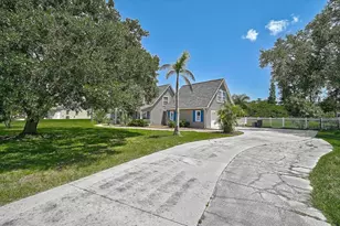 8814 Riverlachen Way, Riverview, FL 33578 - Photo 6
