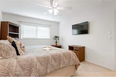 2756 Clubhouse Drive #202, Sarasota, FL 34232 - Photo 20