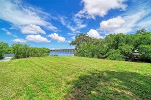 1609 Saffold Park Dr, Ruskin, FL 33570 - Photo 32