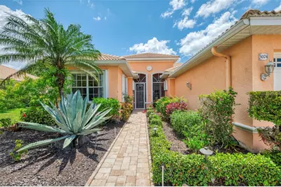 5074 Faberge Place, Sarasota, FL 34233 - Photo 4