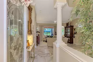 5074 Faberge Pl, Sarasota, FL 34233 - Photo 6