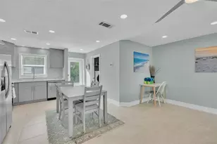713 St Judes Dr S, Longboat Key, FL 34228 - Photo 10