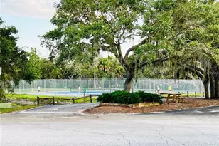 2558 Wood Oak Dr, Sarasota, FL 34232 - Photo 28