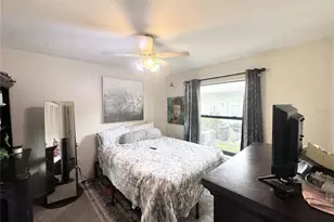 2558 Wood Oak Dr, Sarasota, FL 34232 - Photo 16