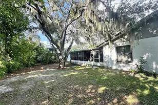 2558 Wood Oak Dr, Sarasota, FL 34232 - Photo 20