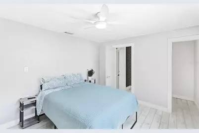 5320 Moeller Avenue, Sarasota, FL 34233 - Photo 16