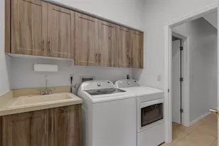 4044 Penshurst Park, Sarasota, FL 34235 - Photo 6
