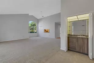 4044 Penshurst Park, Sarasota, FL 34235 - Photo 4