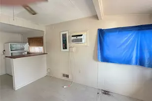 902 Highland St St, Sarasota, FL 34234 - Photo 8