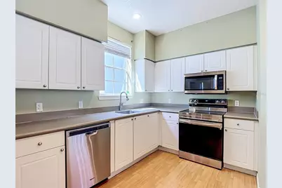 4008 Bangalow Palm Court, Tampa, FL 33624 - Photo 16