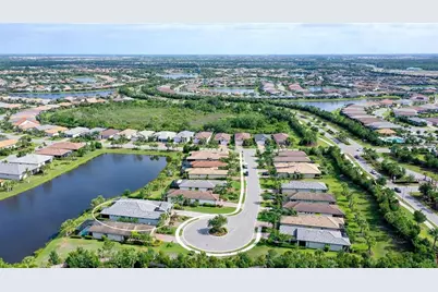 7636 Kirkland Cove, Lakewood Ranch, FL 34202 - Photo 4