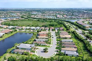 7636 Kirkland Cv, Lakewood Ranch, FL 34202 - Photo 4