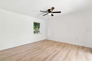5241 Marsh Field Ln, Sarasota, FL 34235 - Photo 20