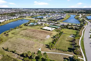 16552 Star Grass Cir, Bradenton, FL 34211 - Photo 88