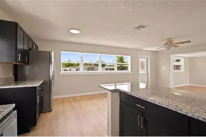 2057 Garden Parkway, Bradenton, FL 34205 - Photo 10