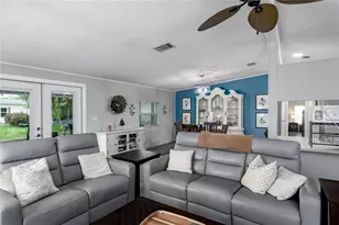 158 Osprey Cir, Ellenton, FL 34222 - Photo 4