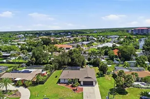 432 S Shore Dr, Osprey, FL 34229 - Photo 4