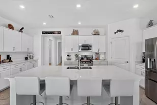 11321 Pinot Dr, Venice, FL 34293 - Photo 12