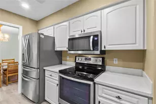 5717 Timberlake Cir, Sarasota, FL 34243 - Photo 20
