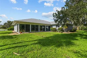 5717 Timberlake Cir, Sarasota, FL 34243 - Photo 46