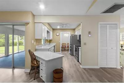 5717 Timber Lake Circle, Sarasota, FL 34243 - Photo 22