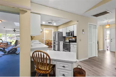 5717 Timber Lake Circle, Sarasota, FL 34243 - Photo 14