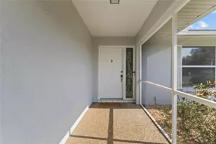 5717 Timberlake Cir, Sarasota, FL 34243 - Photo 14