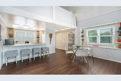 3453 Gulf Of Mexico Drive #200, Longboat Key, FL 34228 - Photo 6