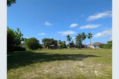 216 SW 12th Street, Cape Coral, FL 33991 - Photo 14