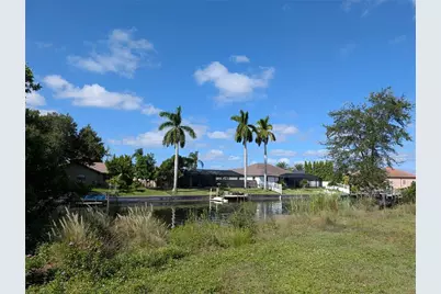 216 SW 12th Street, Cape Coral, FL 33991 - Photo 4